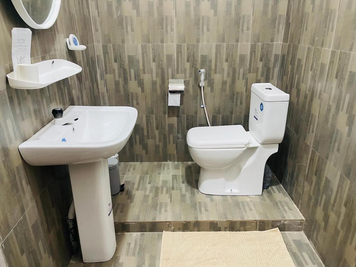 Ratnam Hotel Джафна Екстер'єр фото